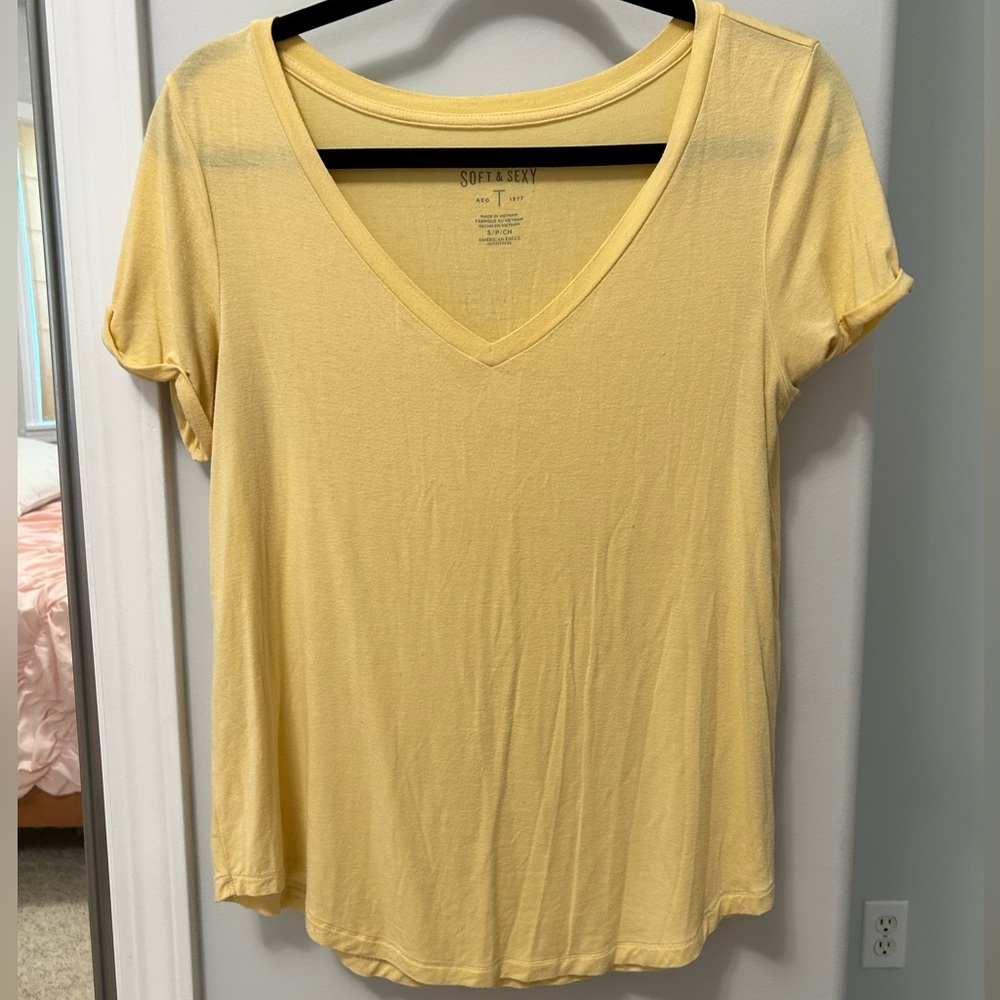 American Eagle Soft & Sexy Tee